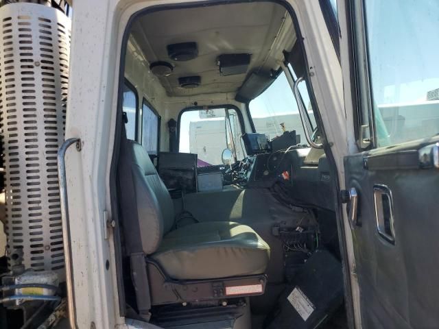 2000 Volvo Xpeditor WX
