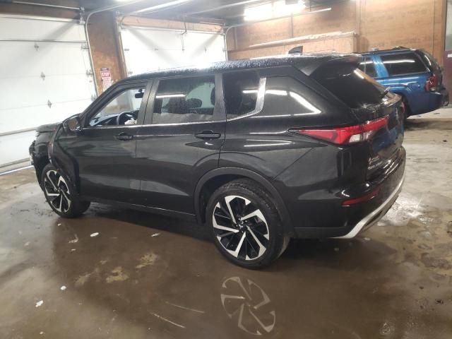 2023 Mitsubishi Outlander SE