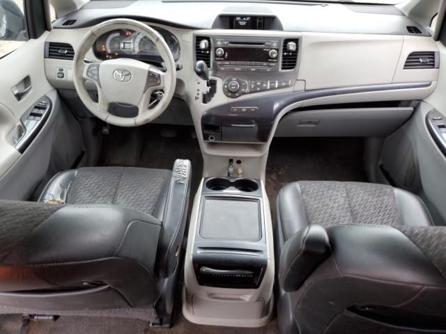 2012 Toyota Sienna Sport