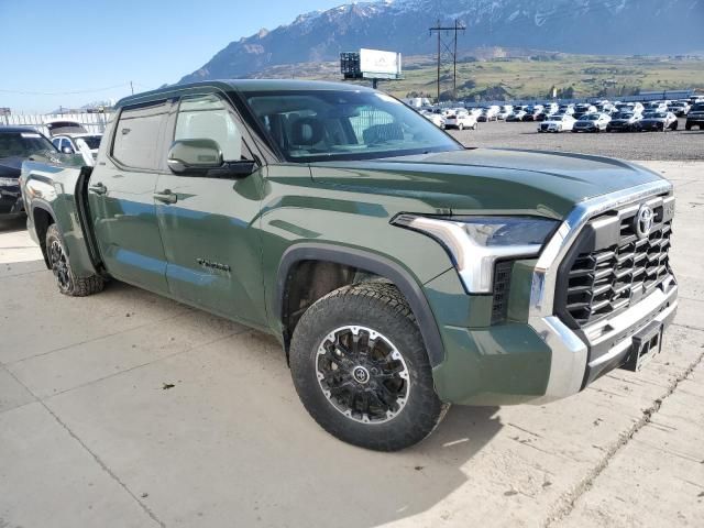 2022 Toyota Tundra Crewmax SR5