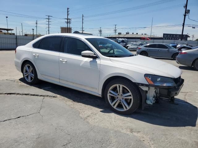 2013 Volkswagen Passat SEL