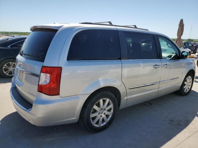 2012 Chrysler Town & Country Touring L