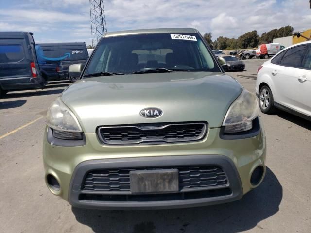 2013 KIA Soul +