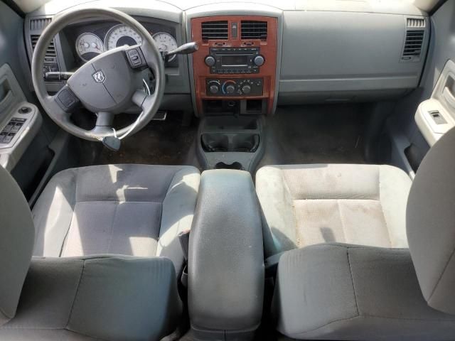 2005 Dodge Dakota Quad SLT