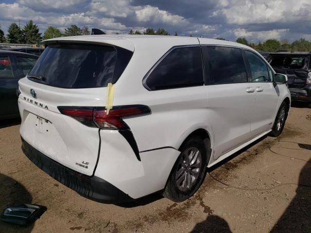 2021 Toyota Sienna LE