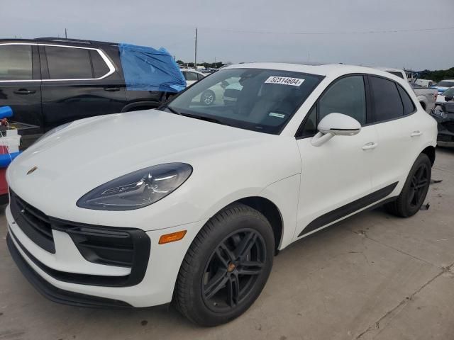 2022 Porsche Macan