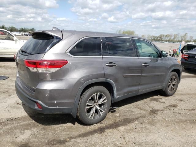 2019 Toyota Highlander LE