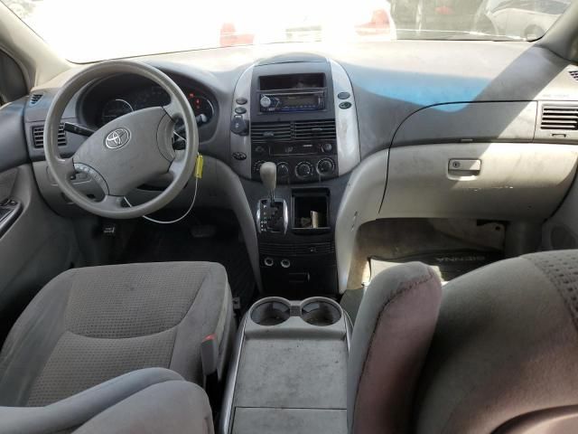 2006 Toyota Sienna CE