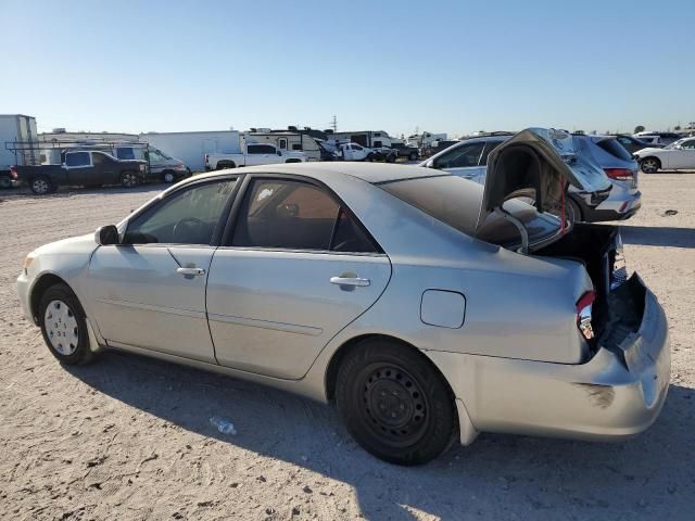 2004 Toyota Camry LE