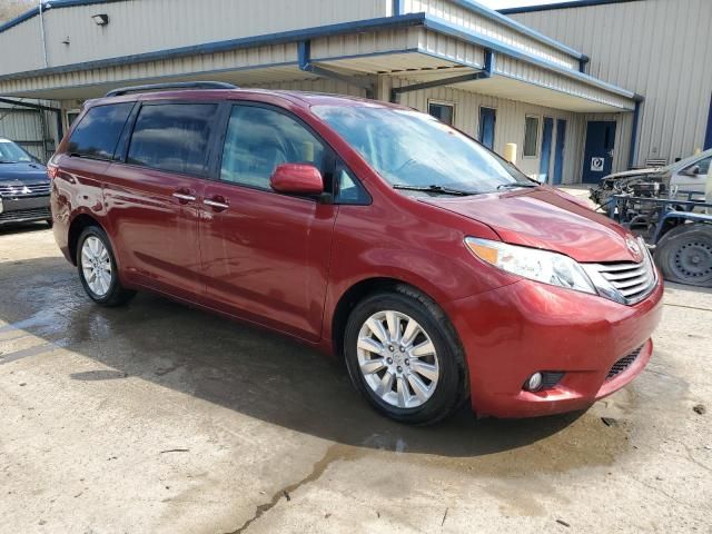 2015 Toyota Sienna XLE