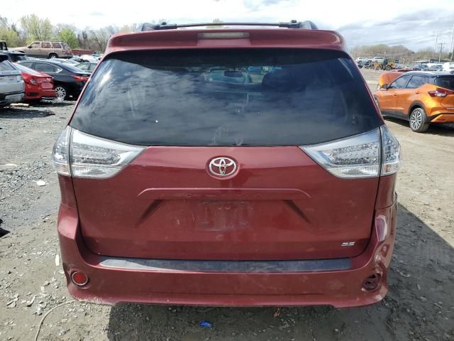 2015 Toyota Sienna Sport