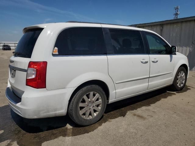 2015 Chrysler Town & Country LX