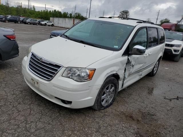 2010 Chrysler Town & Country Touring Plus