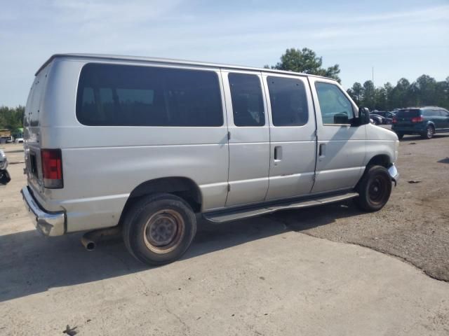 2013 Ford Econoline E350 Super Duty Wagon