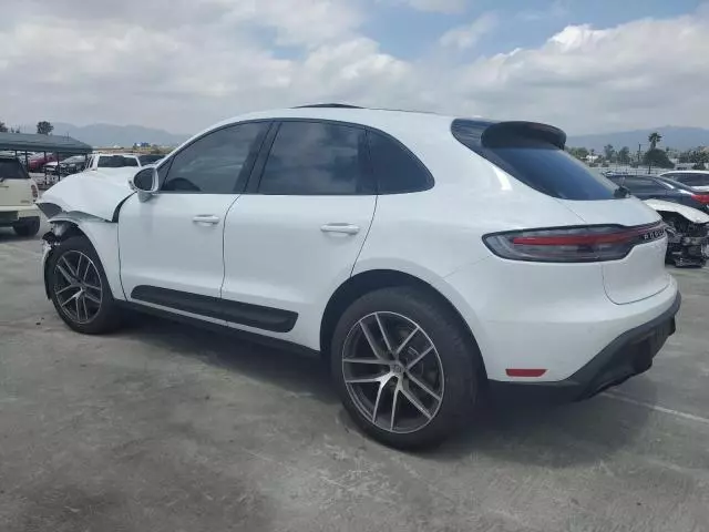 2023 Porsche Macan Base