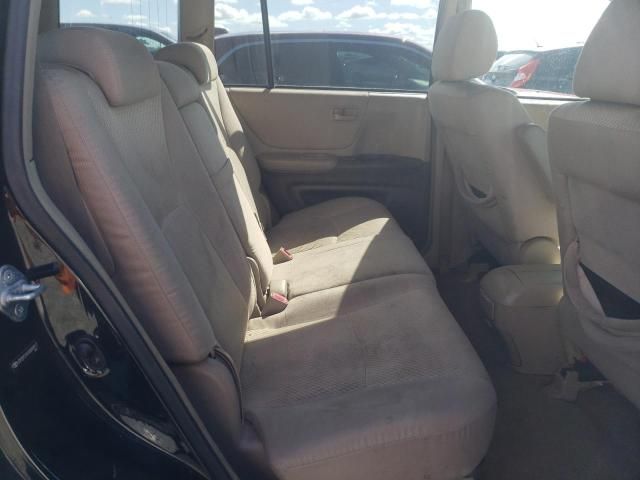 2004 Toyota Highlander Base