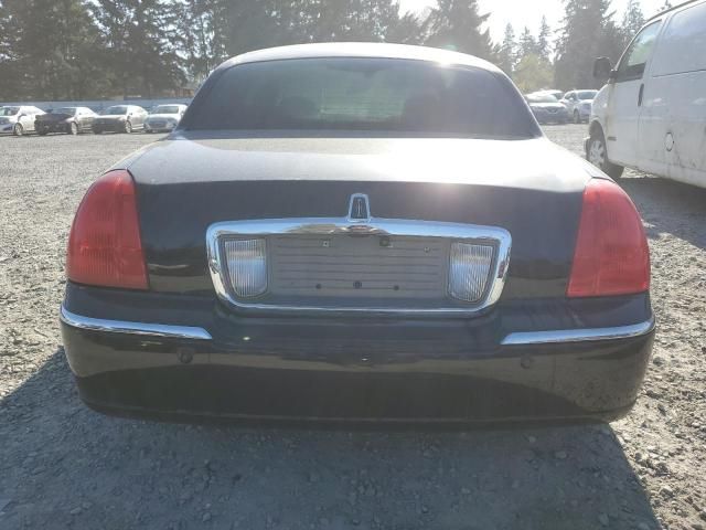 2004 Lincoln Town Car Ultimate