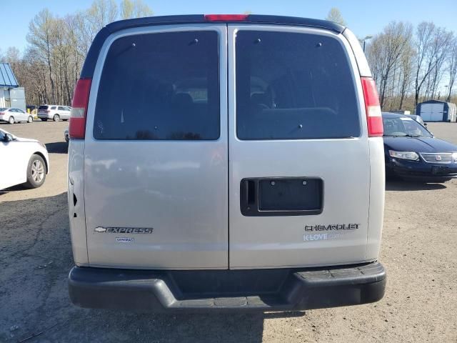 2005 Chevrolet Express G2500