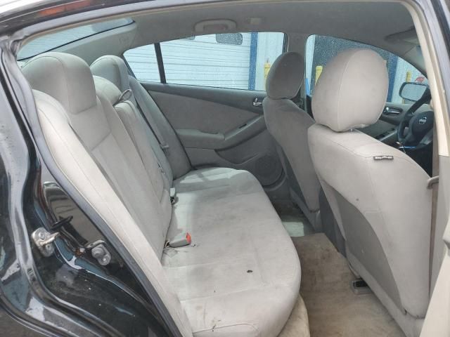 2010 Nissan Altima Base