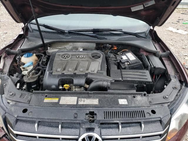 2014 Volkswagen Passat SEL