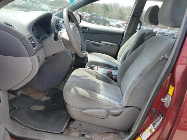 2010 Toyota Sienna CE