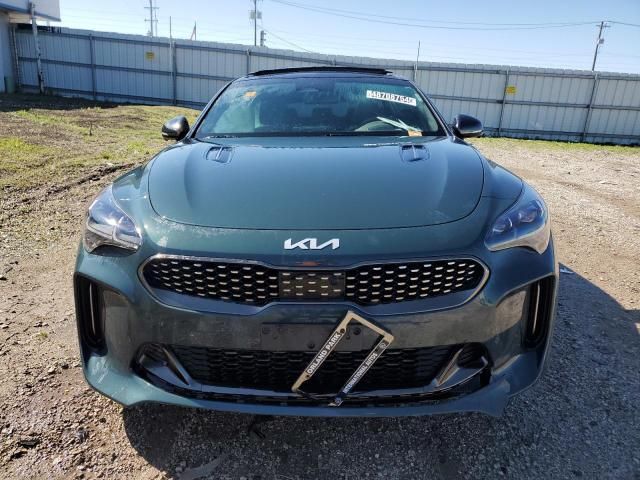 2022 KIA Stinger GT2