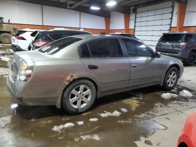 2004 Nissan Altima Base