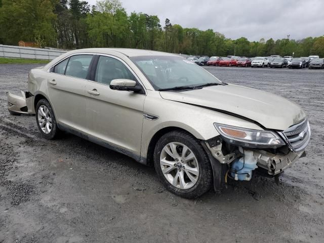 2010 Ford Taurus SEL