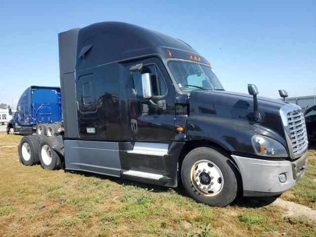 2019 Freightliner Cascadia 125