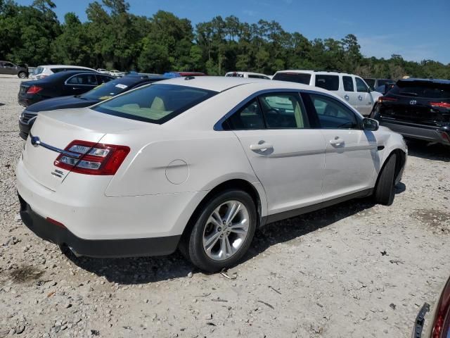 2014 Ford Taurus SEL