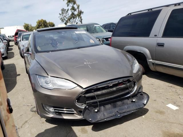 2015 Tesla Model S 70D