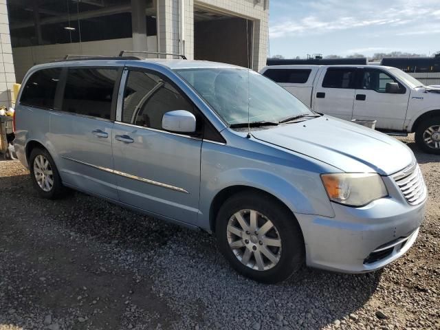 2013 Chrysler Town & Country Touring