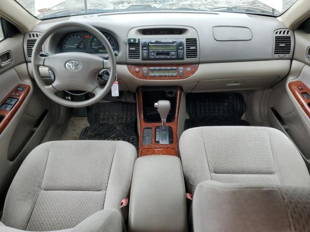 2004 Toyota Camry LE