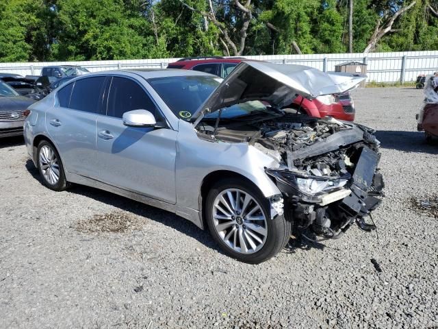 2018 Infiniti Q50 Luxe