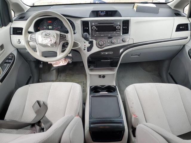 2012 Toyota Sienna LE