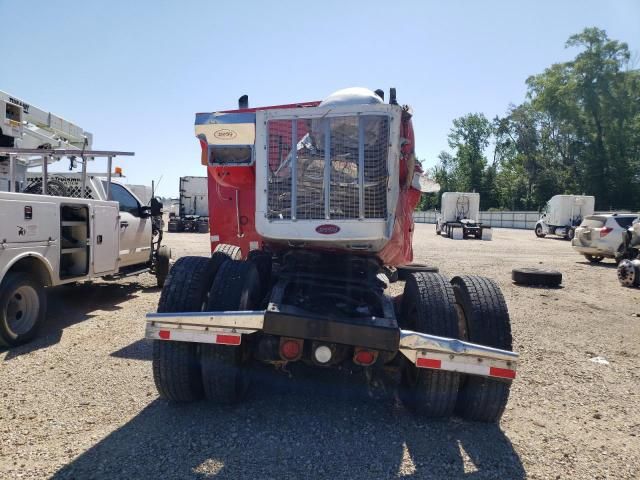 2005 Peterbilt 379