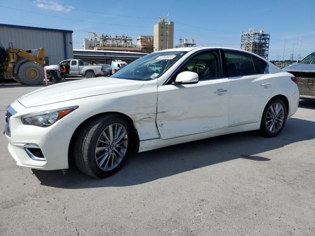 2018 Infiniti Q50 Luxe