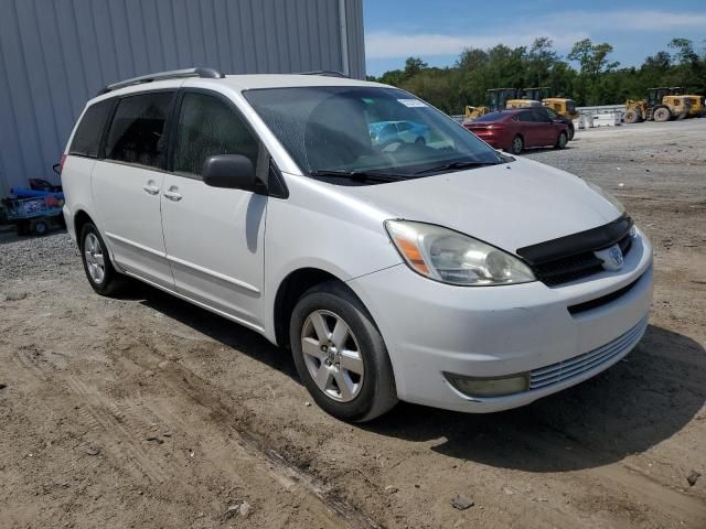 2005 Toyota Sienna XLE