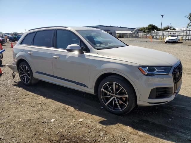 2022 Audi Q7 Premium Plus