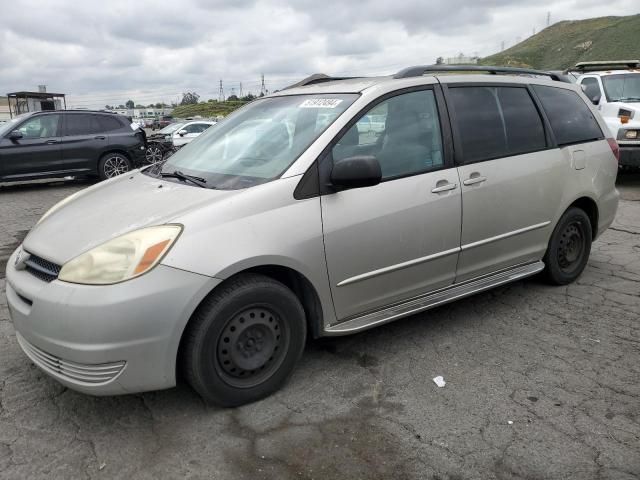 2005 Toyota Sienna CE