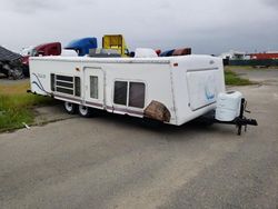 Salvage trucks for sale at Sacramento, CA auction: 2002 Towl Camper