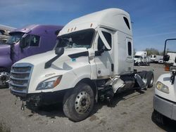 Camiones salvage sin ofertas aún a la venta en subasta: 2022 Freightliner Cascadia 126