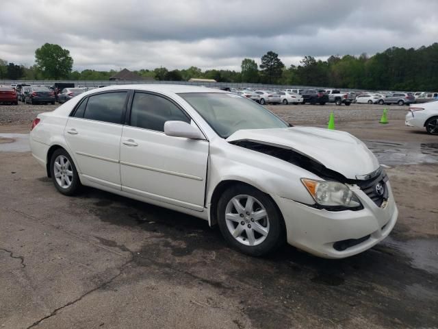 2010 Toyota Avalon XL