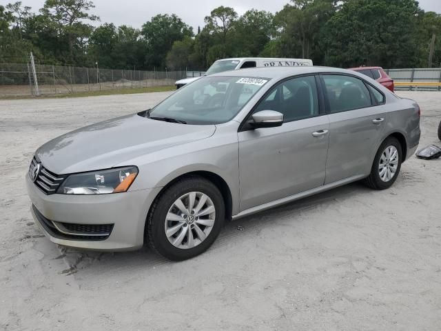 2013 Volkswagen Passat S