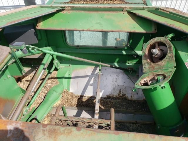 1999 John Deere COM