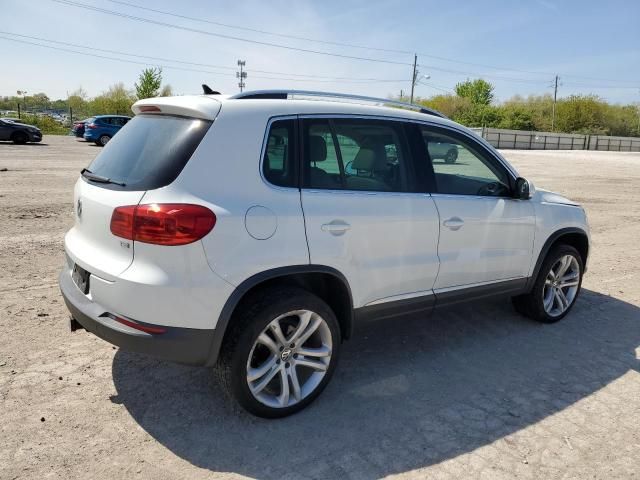 2016 Volkswagen Tiguan S