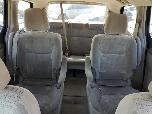 2010 Toyota Sienna CE