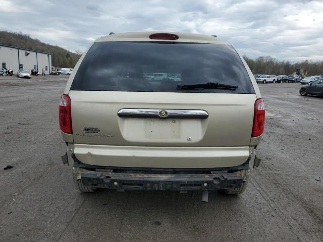 2006 Chrysler Town & Country