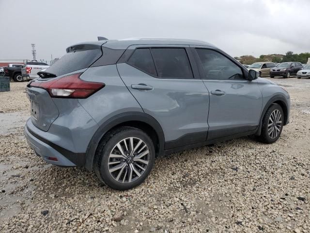 2022 Nissan Kicks SV