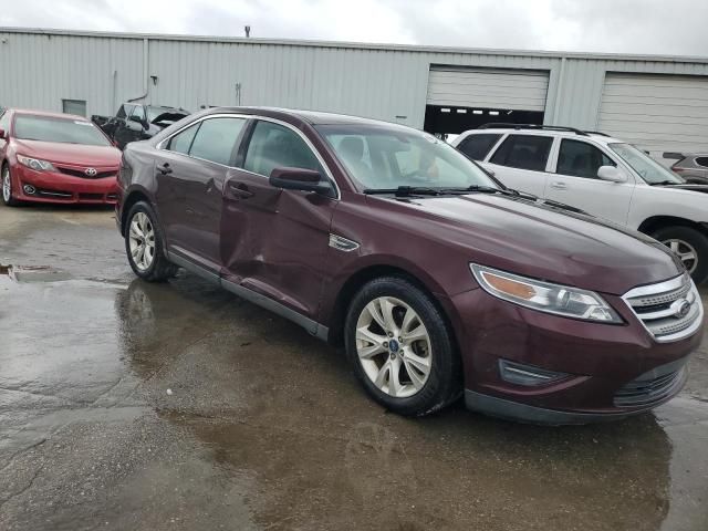 2011 Ford Taurus SEL